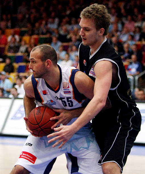 通过数据和 通过数据和